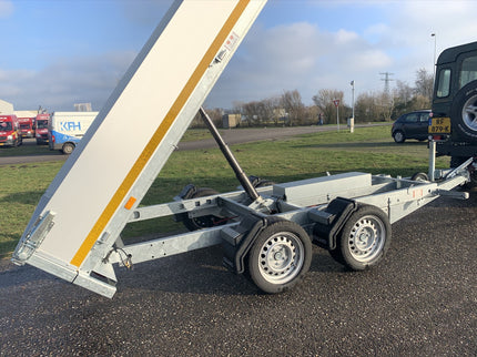 Eduard Achterwaartse kipper 310x160 cm - 2000 kg - elektrisch met afstandsbediening - voorzien van 40 cm borden en oprijplaten