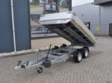 Eduard Achterwaartse kipper 310x160 cm - 2000 kg - handpomp - voorzien van 30 cm borden inclusief oprijplaten