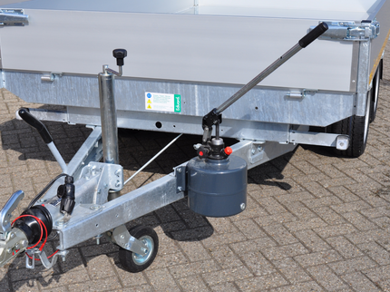 Eduard Eduard achterwaartse kipper 2700 kg - handpomp - 310x180 cm