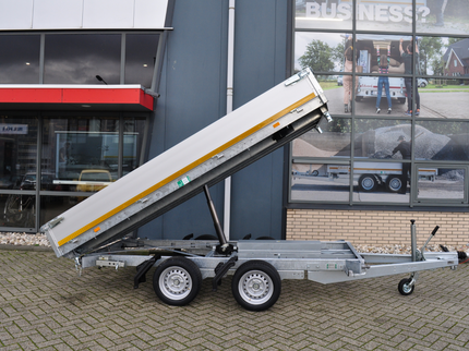 Eduard Geremde Eduard 3-zijdige kipper - 330x180 cm - 3000 kg bruto laadvermogen - elektrisch, extern laden - 63 cm laadvloerhoogte - inclusief oprijplaten & uitzetsteunen