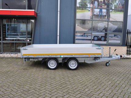 Eduard Geremde Eduard 3-zijdige kipper - 330x180 cm - 3000 kg bruto laadvermogen - elektrisch, extern laden - 63 cm laadvloerhoogte - inclusief oprijplaten & uitzetsteunen