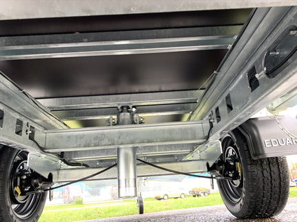 Eduard Geremde Eduard achterwaartse kipper - 256x150 cm - 1350 kg bruto laadvermogen - handpomp - 63 cm laadvloerhoogte