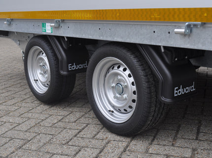 Eduard Geremde Eduard plateauwagen - 406x200 cm - 2700 kg bruto laadvermogen - 63 cm laadvloerhoogte - 30 cm borden