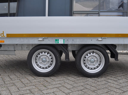 Eduard Ongeremde Eduard plateauwagen - 310x160 cm - 750 kg bruto laadvermogen - 63 cm laadvloerhoogte - 30 cm borden