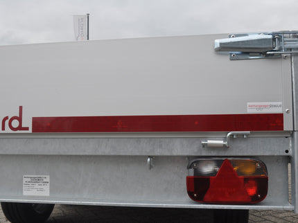 Eduard Ongeremde Eduard plateauwagen - 310x160 cm - 750 kg bruto laadvermogen - 63 cm laadvloerhoogte - 30 cm borden