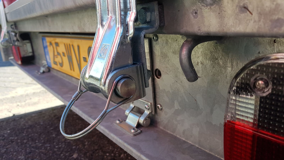 Eduard Z-profiel t.b.v. opschroefbare scharnierhouder