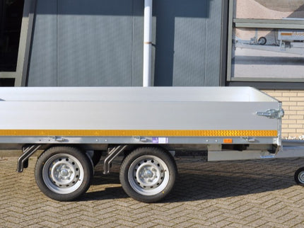 Aanhangwagendirect Awd Exclusive Eduard plateauwagen - 300x150 cm - 2000 kg bruto laadvermogen - 63 cm laadvloerhoogte - 30 cm borden - nu met gratis gemonteerd reservewiel