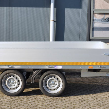 Aanhangwagendirect Awd Exclusive Eduard plateauwagen - 300x150 cm - 2000 kg bruto laadvermogen - 63 cm laadvloerhoogte - 30 cm borden - nu met gratis gemonteerd reservewiel