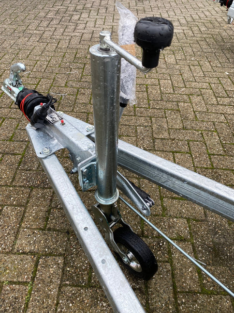 Aanhangwagendirect Neuswiel voor aanhanger 60 mm rond automatisch opklapbaar