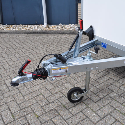 aanhangwagendirect VERHUUR Enkelasser gesloten aanhanger (1300 kg) (9)
