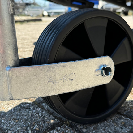 AL-KO Neuswiel  Caravan Plus Alko, rond diameter 48 mm, extra lang, kunststof velg met kunststof wiel met rubberprofiel.