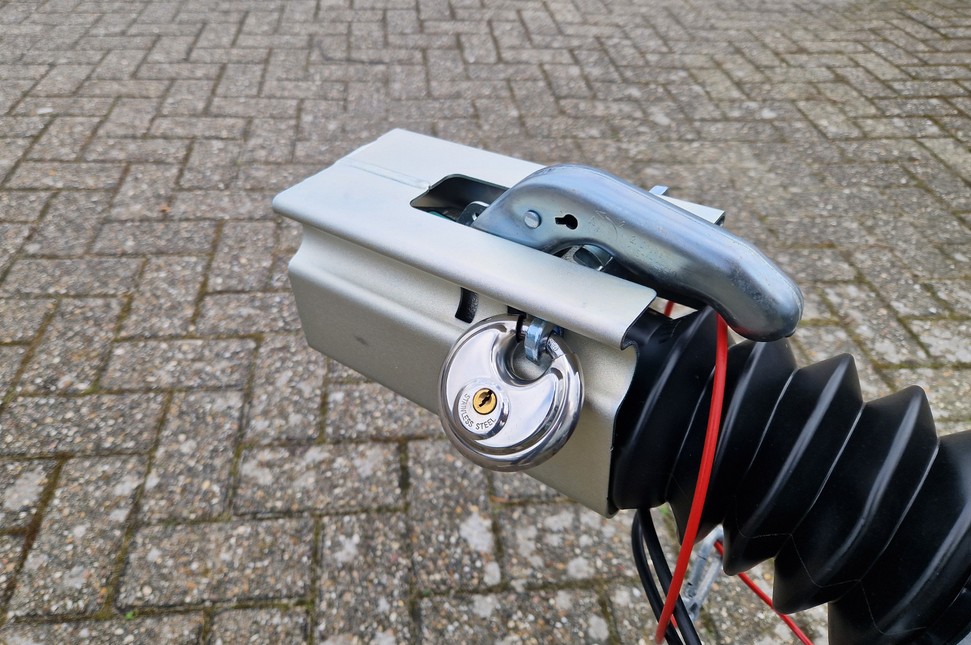 Albe Disselslot koker Albe - premium - zilver - staal - incl. RVS discusslot met 2 sleutels