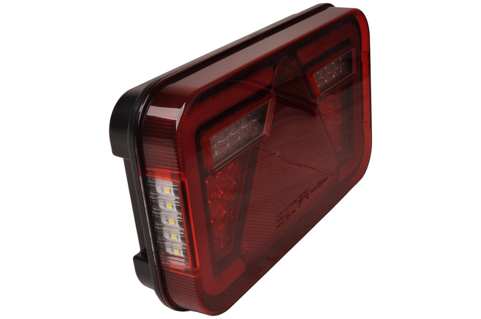 Aspock Achterlicht - Aspock MultiLED 4 - rechts - 241x141x71 mm - volledig LED - 8-polige connector