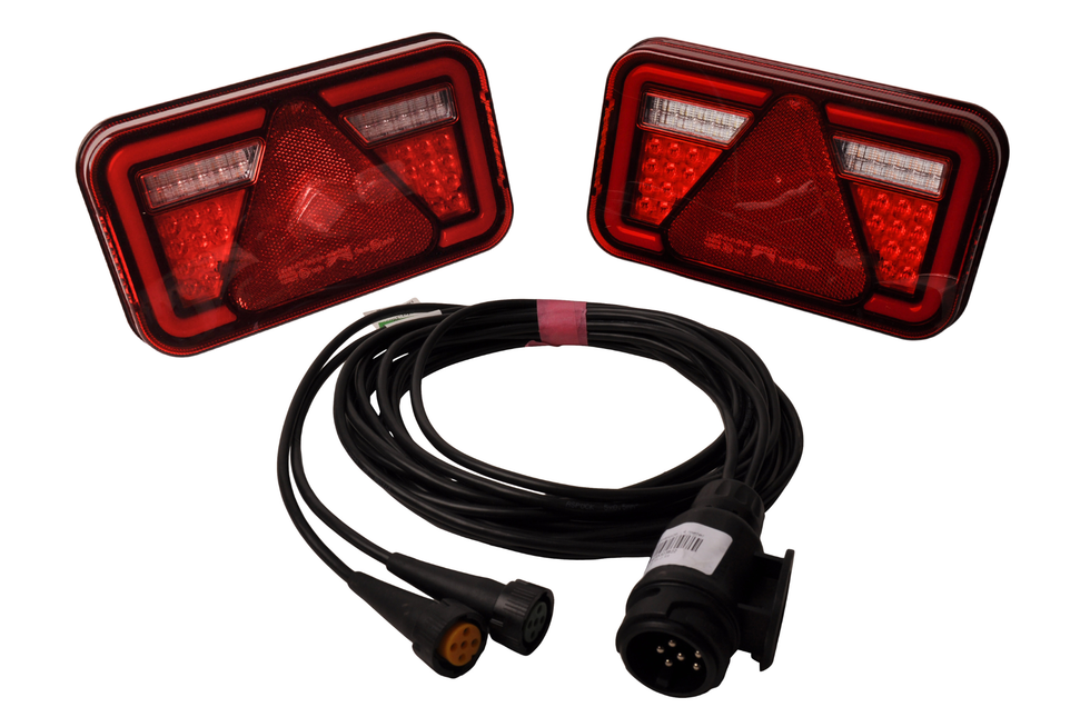 ETUKER 2 x LED-Rücklicht für Anhänger, 12/24 V, 6 Funktionen, wasserdicht, zugelassen mit ETUKER 2 x LED-Rücklicht für Anhänger, 12/24 V, 6 Funktionen, wasserdicht, zugelassen mit