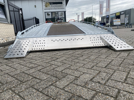 Brian James Brian James T autotransporter - 550x224 cm laadoppervlakte -3500 kg bruto laadvermogen -  hydraulisch kantelbaar met oprijklep
