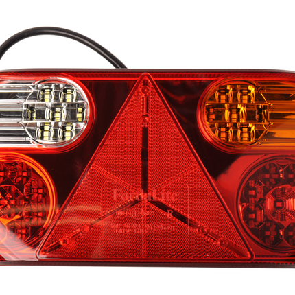 Cantonal Achterlicht rechts 32 LEDs 296x145x45 mm - inclusief reflecterende driehoek