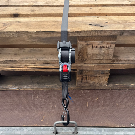 Cantonal Automatisch oprollende spanband 300x5 cm - met S-haken en borgveer - 1500 kg - set van 2 stuks