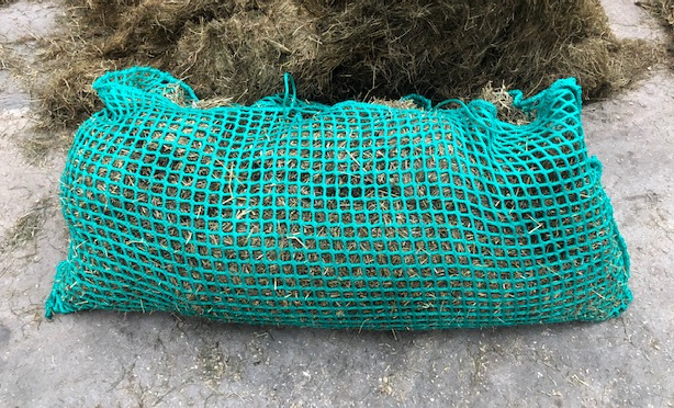 Cantonal Hooinet slowfeeder - 200x200 cm - 4,5 cm maaswijdte