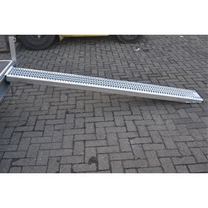 Cantonal Oprijplaat staal 1 stuk - 2446x300x75 mm - 1100 kg