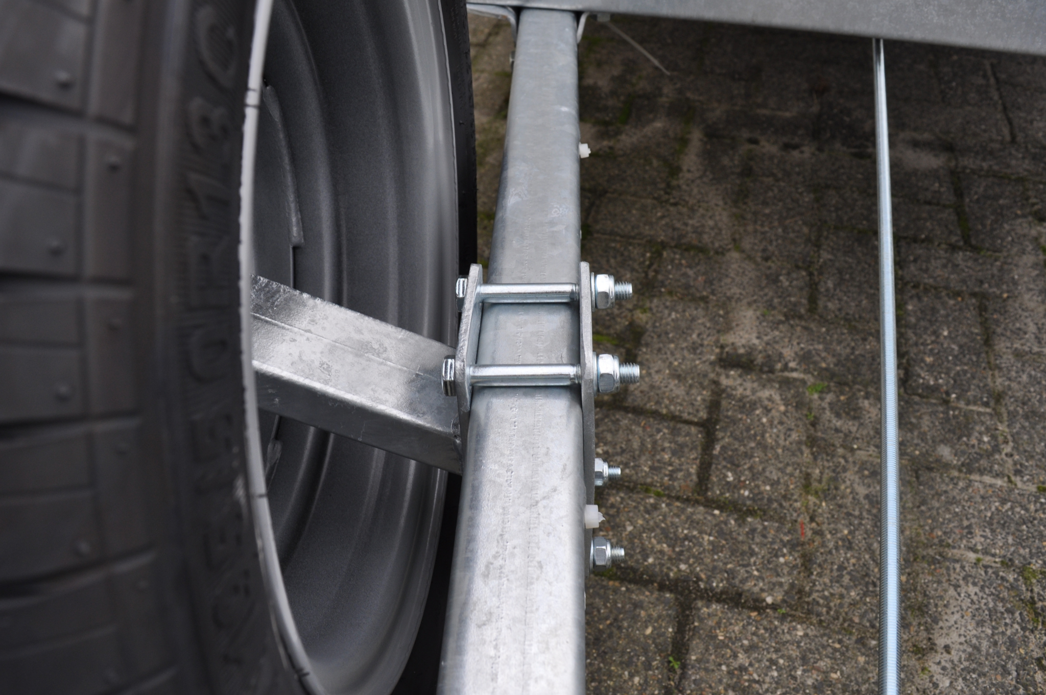 Enduro Reservewielhouder - De Kampeerdiscounter Enduro Reservewielhouder - De Kampeerdiscounter