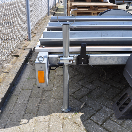 Cantonal Stalen steunpoot met handvat - 600 mm hoog - 48 mm buisdiameter