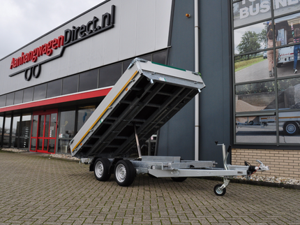 Eduard Achterwaartse kipper 310x160 cm - 2000 kg - elektrisch   voorzien van 40 cm borden en oprijplaten