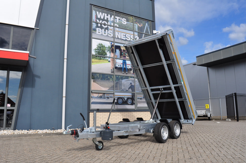 Eduard Achterwaartse kipper 310x160 cm - 2000 kg - handpomp - voorzien van 30 cm borden