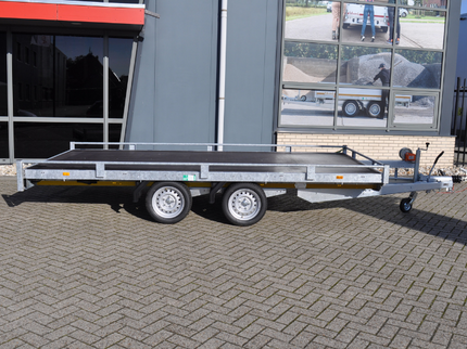 Eduard AWD exclusive Eduard autotransporter 406x200 cm - 2700 kg bruto laadvermogen - 10 cm reling - inclusief accessoire pakket van €175,-