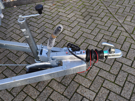 Eduard AWD exclusive geremde Eduard plateauwagen - 310x160 cm - 2000 kg -  inclusief MultiLED verlichting & LED martkeringsverlichting