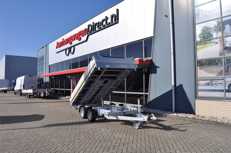 Eduard Geremde Eduard 3-zijdige kipper - 356x180 cm - 3000 kg bruto laadvermogen - elektrisch, extern laden - 63 cm laadvloerhoogte - inclusief oprijplaten & uitzetsteunen