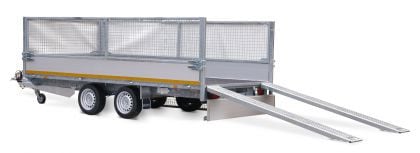 Eduard Geremde Eduard multitransporter - 406x200 cm - 2700 kg bruto laadvermogen - 63 cm laadvloerhoogte - 40 cm borden - inclusief oprijplaten en handlier