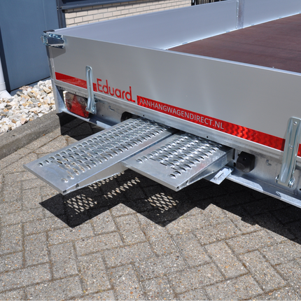 Eduard Geremde Eduard Multitransporter - 456x200 3000 kg bruto laadvermogen - 56 cm laadvloerhoogte - 30 cm borden - inclusief oprijplaten en handlier
