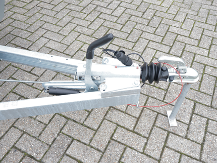 Eduard Geremde Eduard Plateauwagen - 250x145 cm - 1350 kg - 56 cm laadvloerhoogte