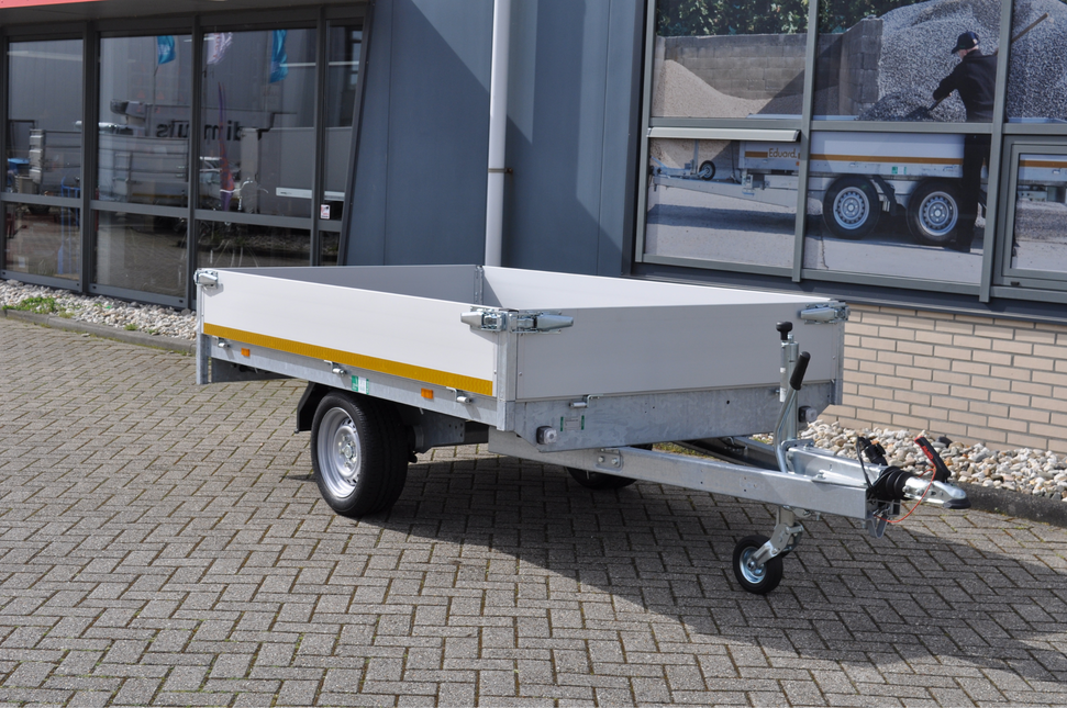 Eduard Geremde Eduard plateauwagen - 256x150 cm - 1500 kg bruto laadvermogen - 63 cm laadvloerhoogte - 30 cm borden