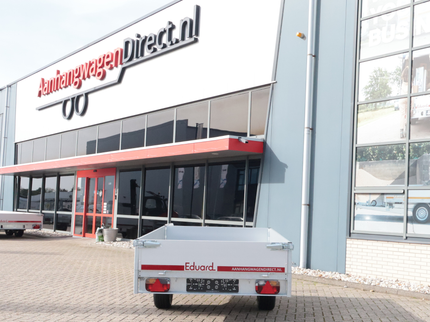 Eduard Geremde Eduard plateauwagen - 256x150 cm - 1500 kg bruto laadvermogen - 63 cm laadvloerhoogte - 30 cm borden