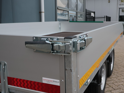 Eduard Geremde Eduard plateauwagen - 330x180 cm - 2500 kg bruto laadvermogen - 72 cm laadvloerhoogte - 30 cm borden