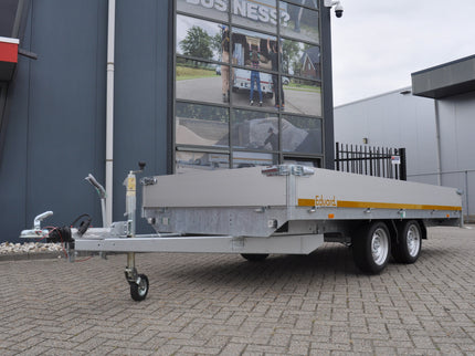 Eduard Geremde Eduard plateauwagen - 406x180 cm - 2000 kg bruto laadvermogen - 63 cm laadvloerhoogte - 30 cm borden
