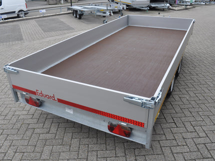Eduard Geremde Eduard plateauwagen - 406x180 cm - 2000 kg bruto laadvermogen - 63 cm laadvloerhoogte - 30 cm borden