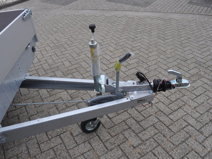Eduard Geremde Eduard plateauwagen - 406x180 cm - 2000 kg bruto laadvermogen - 63 cm laadvloerhoogte - 30 cm borden