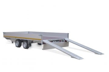 Eduard Geremde Eduard plateauwagen - 406x220 cm - 3000 kg bruto laadvermogen - 63 cm laadvloerhoogte - 30 cm borden