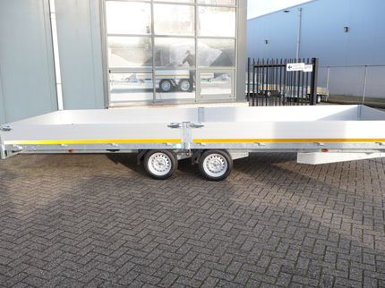 Eduard Geremde Eduard plateauwagen - 606x200 cm - 2700 kg bruto laadvermogen - 63 cm laadvloerhoogte - 30 cm borden