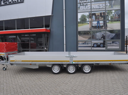 Eduard Geremde Eduard plateauwagen - 606x220 cm - 3500 kg bruto laadvermogen - 63 cm laadvloerhoogte - 30 cm borden - tridem asser
