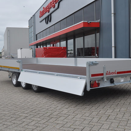 Eduard Geremde Eduard plateauwagen - 606x220 cm - 3500 kg bruto laadvermogen - 63 cm laadvloerhoogte - 30 cm borden - tridem asser