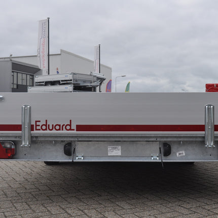 Eduard Geremde Eduard plateauwagen - 606x220 cm - 3500 kg bruto laadvermogen - 63 cm laadvloerhoogte - 30 cm borden - tridem asser