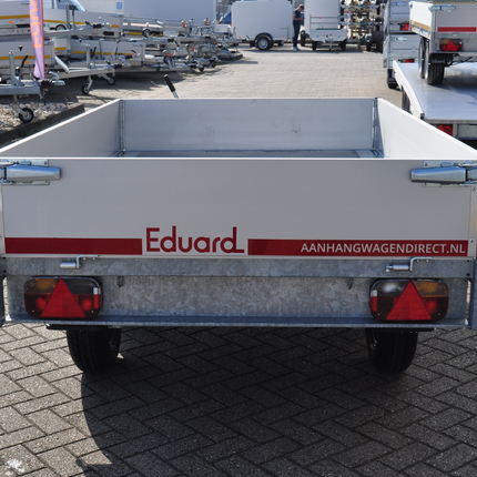 Eduard Ongeremde Eduard achterwaartse kipper - 256x150 cm - 750 kg bruto laadvermogen - handpomp - 72 cm laadvloerhoogte