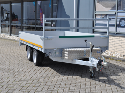 Eduard Performance edition - geremde Eduard plateauwagen - 330x180 cm - 2700 kg bruto laadvermogen - 63 cm laadvloerhoogte - inclusief gemonteerde disselkist & voorrek