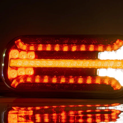 Fristom Achterlicht - Fristom FT-230 LED - links - 215x95x38 mm - met dynamische richtingaanwijzer - inclusief mistlamp