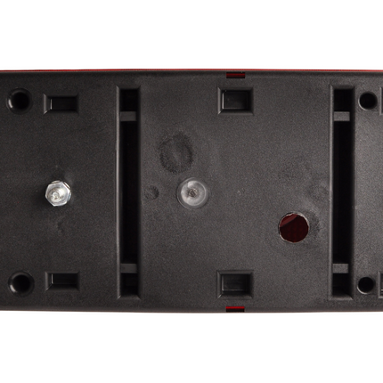 Hella Achterlicht - Hella - 4 kamer - links - 246x108x66 mm - vlakstekker aanlsuiting