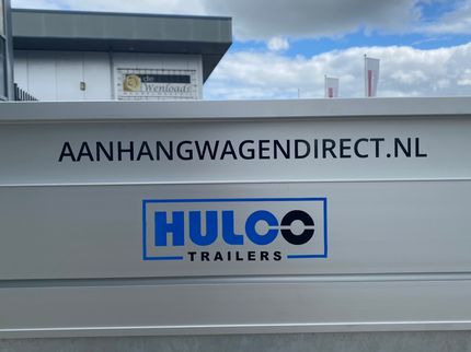Hulco Geremde Hulco Medax 3 plateauwagen - 611x203 cm laadoppervlak - 3500 kg bruto laadvermogen - 30 cm borden