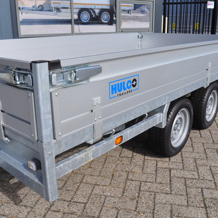 Hulco Geremde Hulco Medax plateauwagen - 335x183 cm - 3000 kg bruto laadvermogen - 30 cm borden